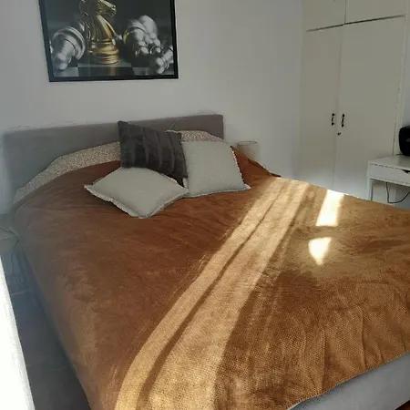 Sea & Chess Apartment